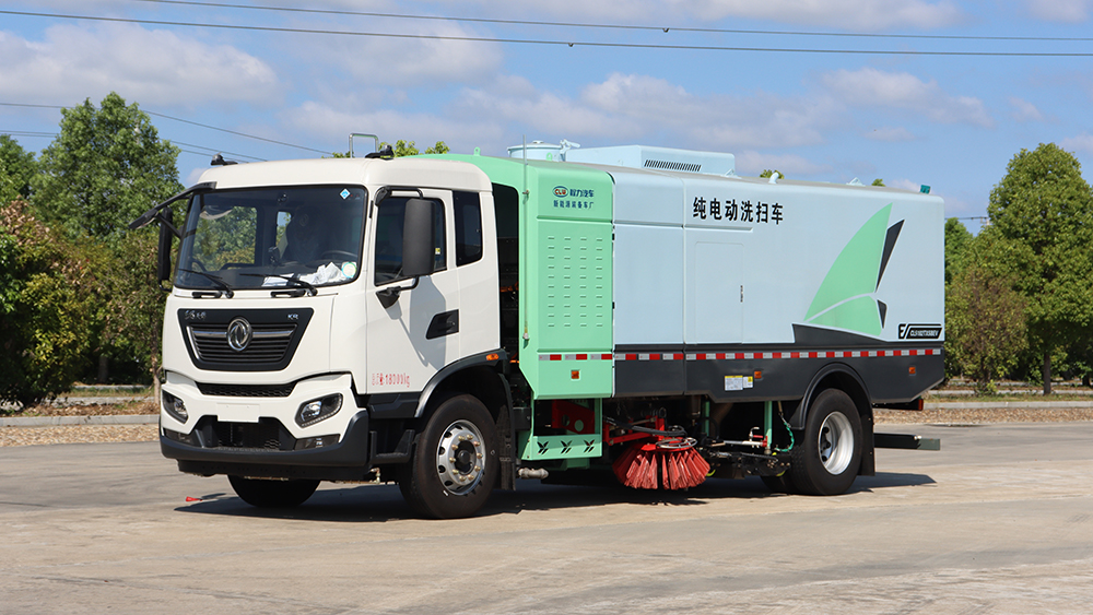 东风天锦纯电动洗扫车-18T