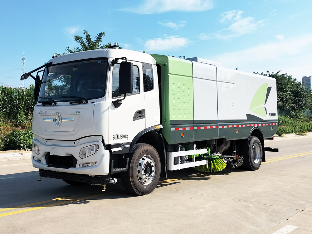 东风天锦纯电动洗扫车-18T